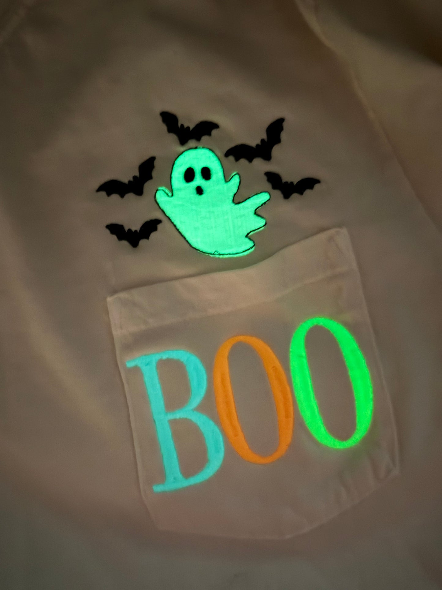 Glow in the dark Ghost pocket tee
