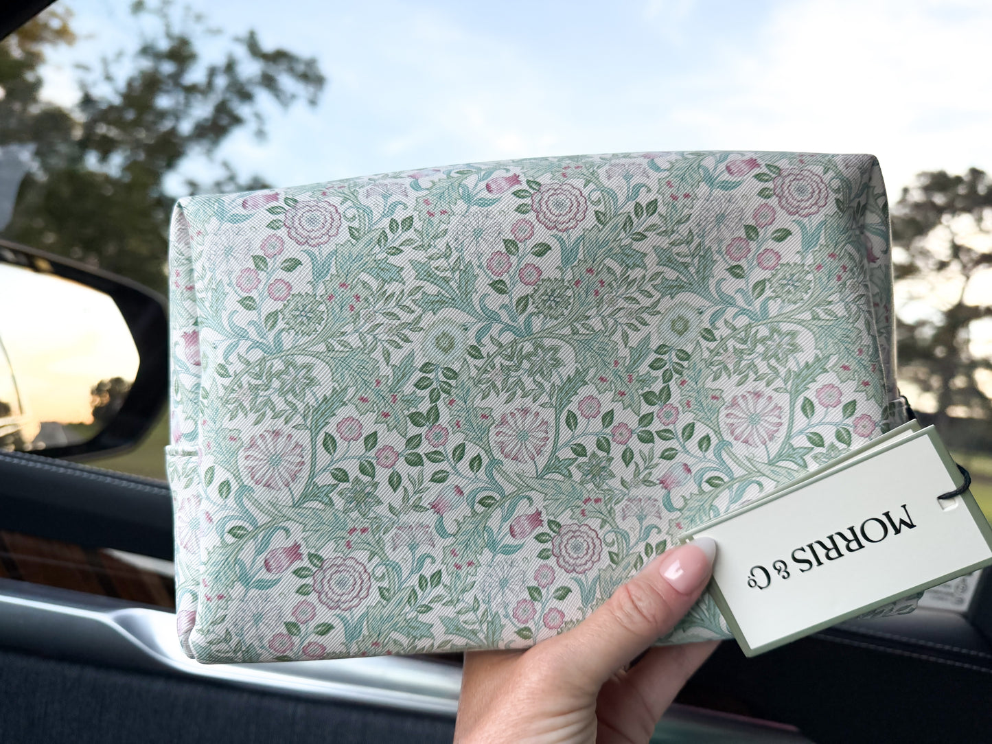 William Morris Wilhelmina Pouch