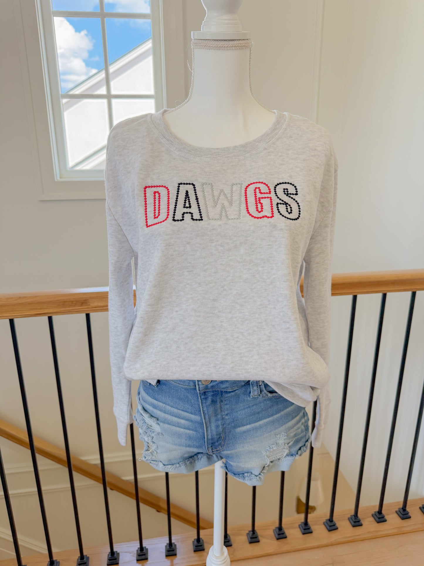 Dawgs Pearl Sweatshirt